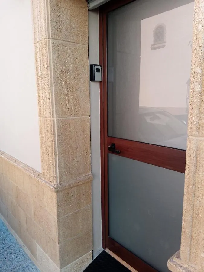 Estudio Jacuzzi Luz De Jerez Jerez de la Frontera 0*,  Spain
