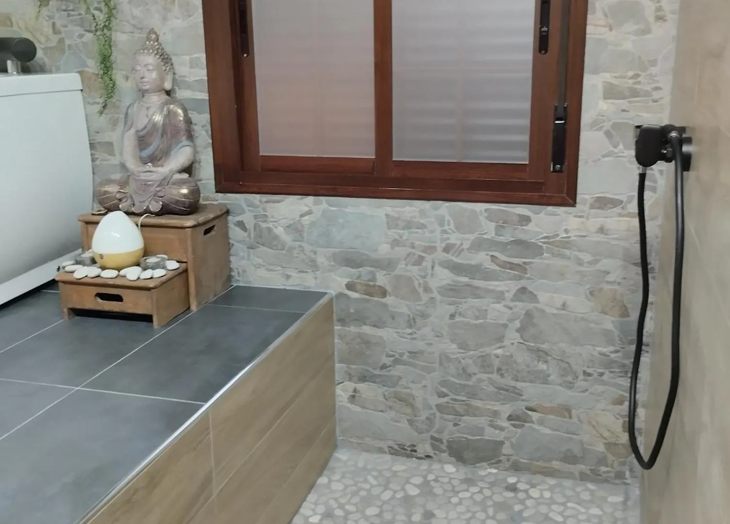 Estudio Jacuzzi Luz De Jerez Jerez de la Frontera 0*,